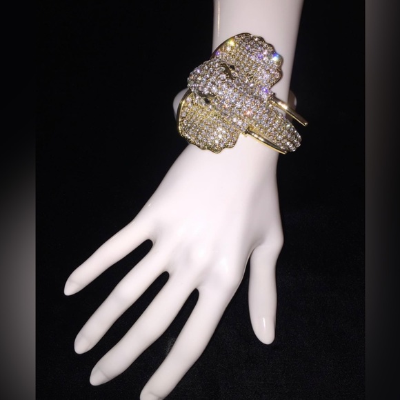 Pavé Elephant Bangle/Bracelet (Gold Tone) Brand New - Picture 1 of 1